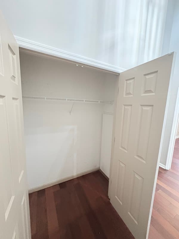 Blythewood House: 311 Derrick Ln