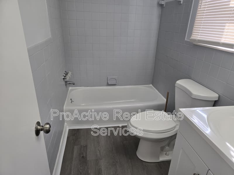 Norfolk Condo: 3875 Wake Circle - B