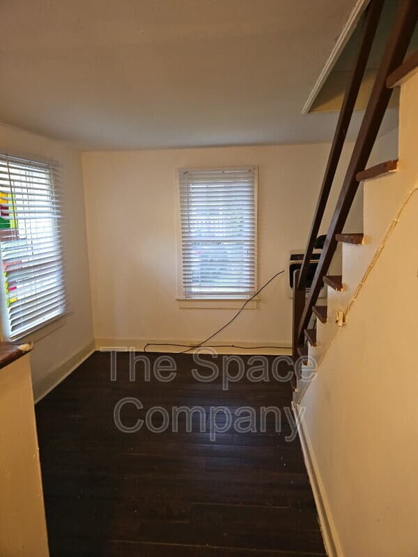 Charleston Condo: 46 1/2 Vanderhorst Street