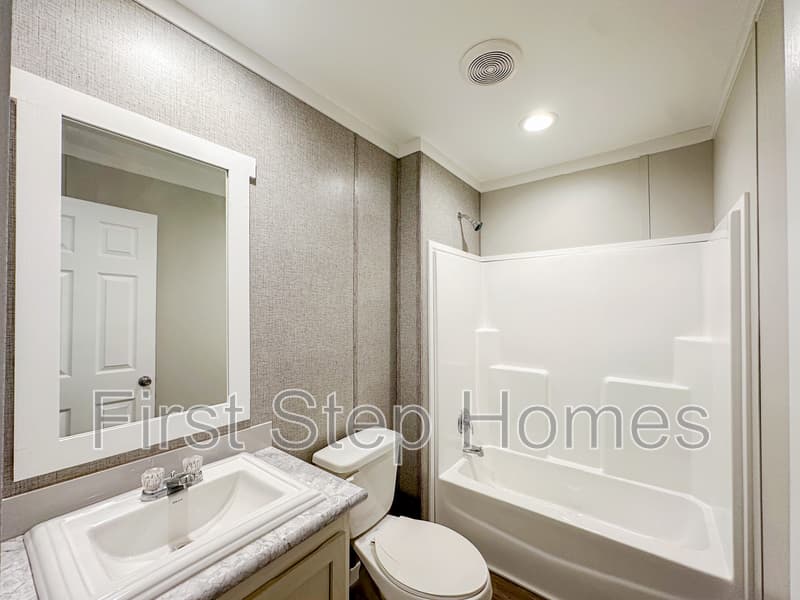 Tyler House: 1007 Conchas St
