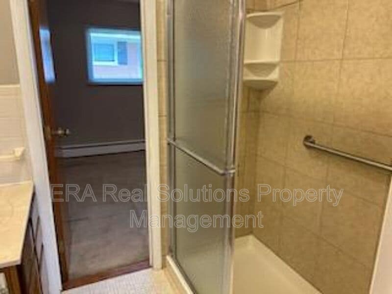Cincinnati Condo: 229 Rockaway Avenue