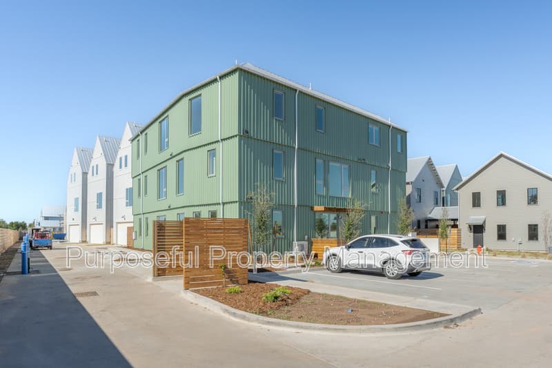 Oklahoma City Condo: 934 Hangar Drive - 6
