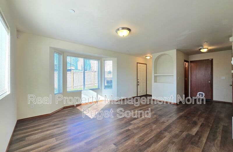Marysville House: 3824 68th Dr. NE