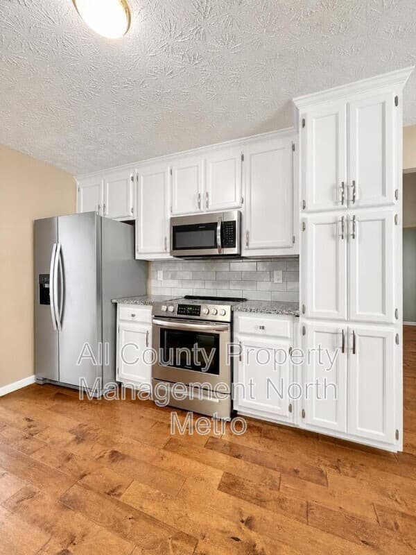 Gainesville House: 4710 Middleboro Lane