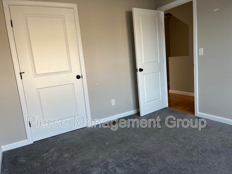 Manchester Townhome: 6-21 Clarendon Way