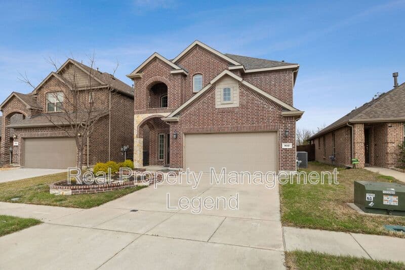 McKinney House: 812 Gray Fox Drive