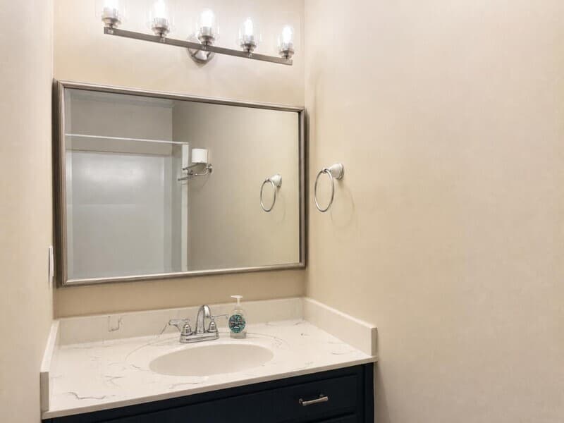 Hixson House: 1606 Lisa Lynn Dr