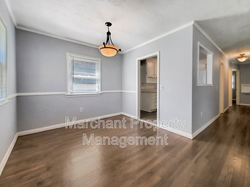 Greenville House: 25 Collinson Road