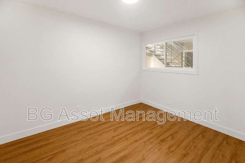 Richmond Condo: 146 19th Street