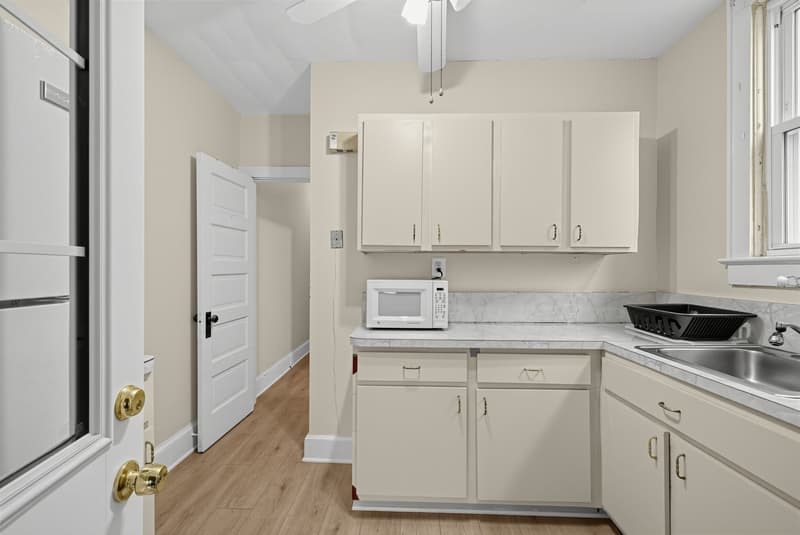 Washington House: 1508 19th Street Southeast