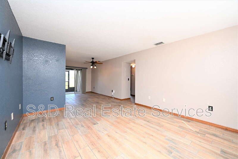 Lakeland House: 1920 East Edgewood Drive