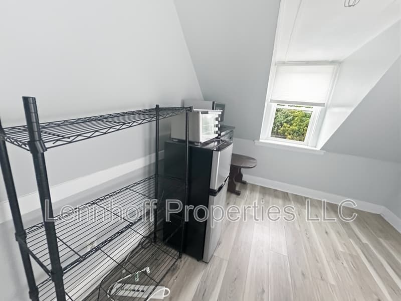 natick Condo: 25 Pond Street - R6