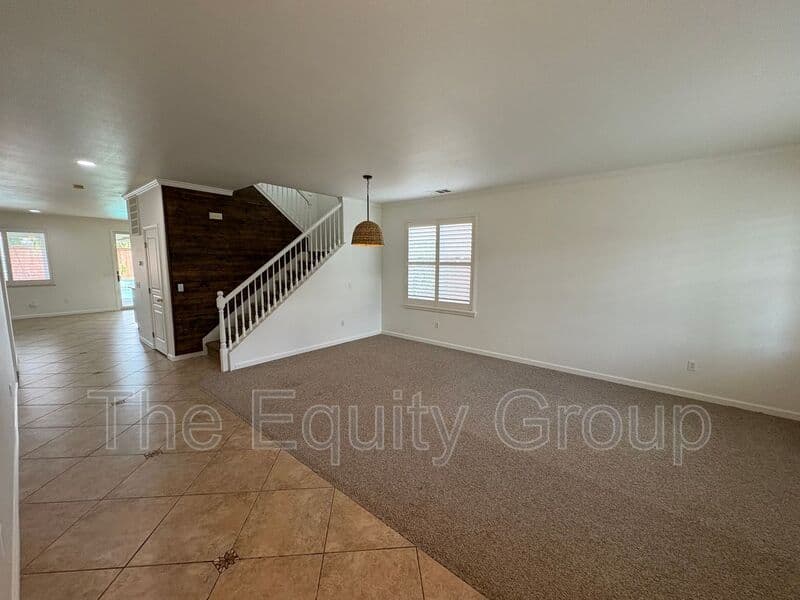 Visalia House: 5928 West Whitley Ave