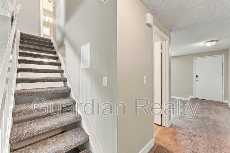 Las Vegas Townhome: 3251 Longford Way