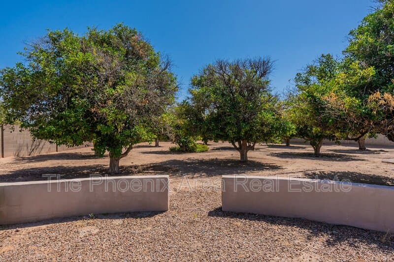 Mesa House: 4133 E Elmwood St