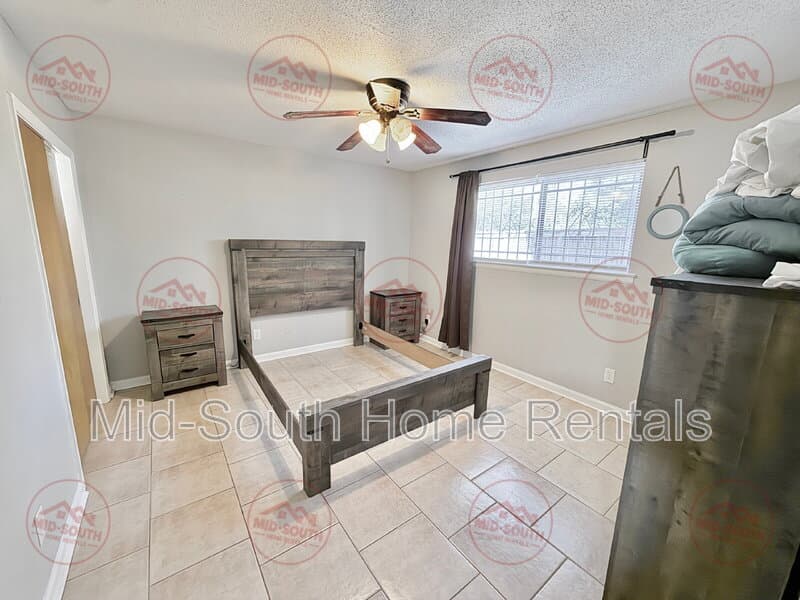 Memphis Condo: 129 Stonewall Ave.