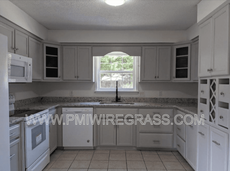 Enterprise House: 107 Stoneridge Rd