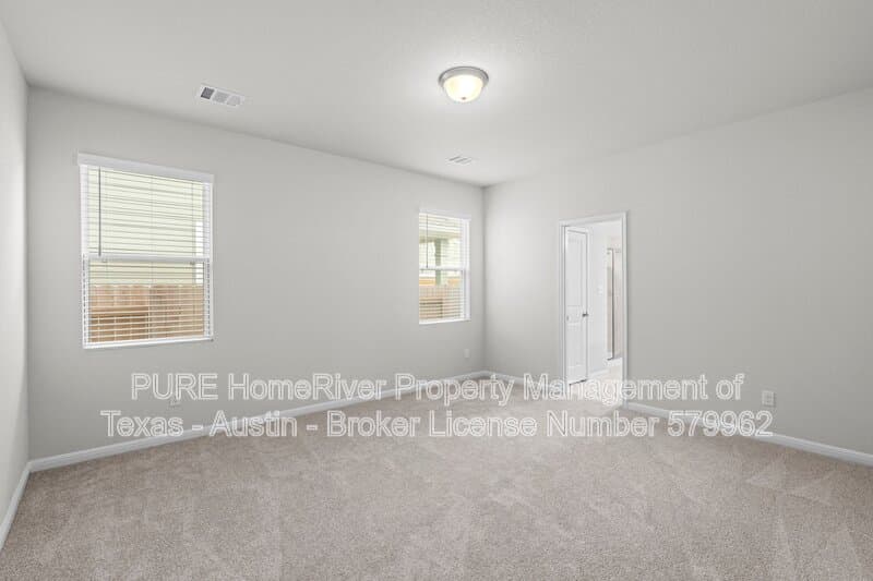 Taylor House: 106 Cherry Blossom Ln