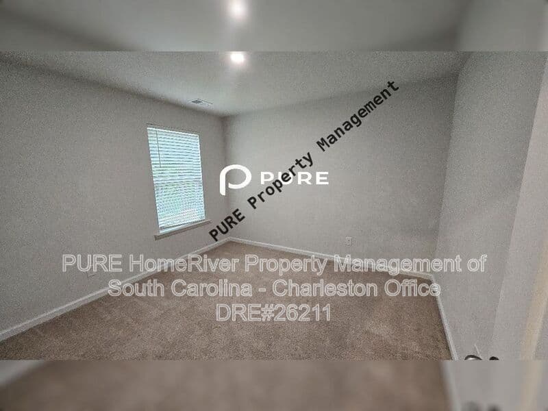 Summerville House: 108 Sweet Cherry Ln