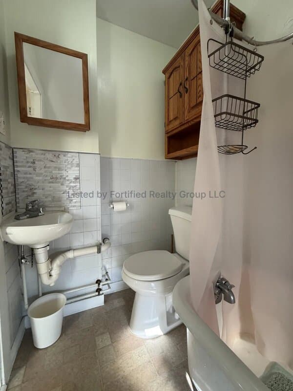 Fall River Condo: 575 Mount Hope Ave