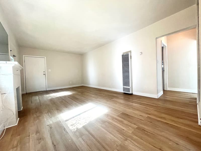 La Jolla Condo: 7449A La Jolla Boulevard
