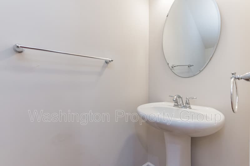 Elkridge Condo: 7114 Daniel John Dr