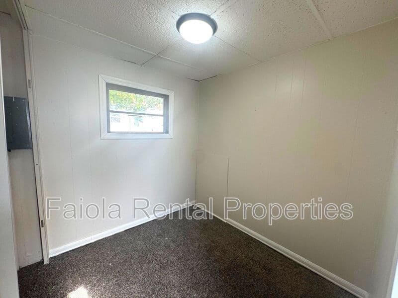 Franklinville House: 35 Rita Faiola Lane