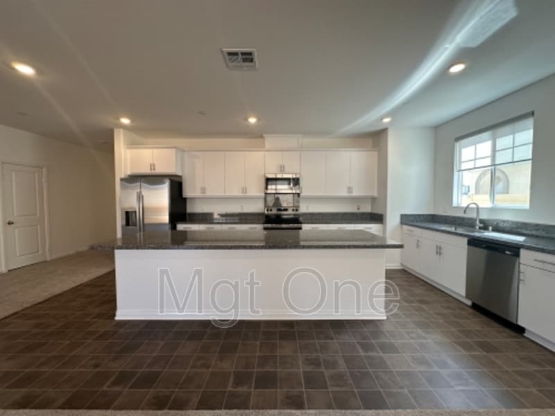 Moreno Valley House: 24790 Lynx Avenue