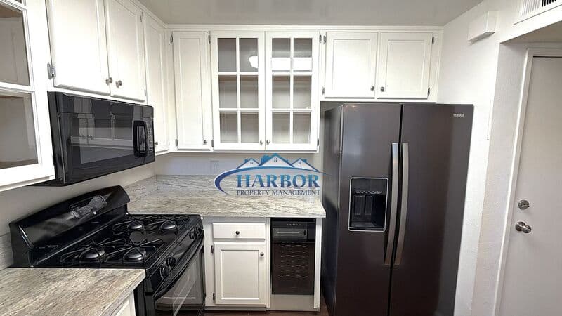 San Pedro Condo: 1380 W Capitol Drive