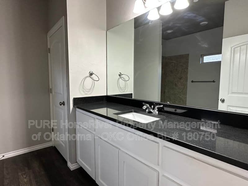 Oklahoma City Condo: 920 SW 91st St