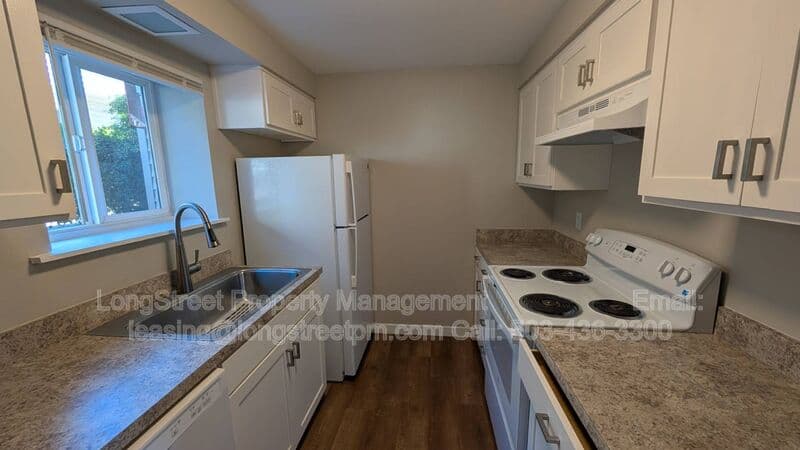 Corvallis Condo: 2135 NW Highland Dr