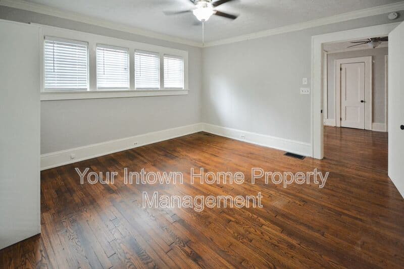 Atlanta House: 619 Cooledge Ave NE