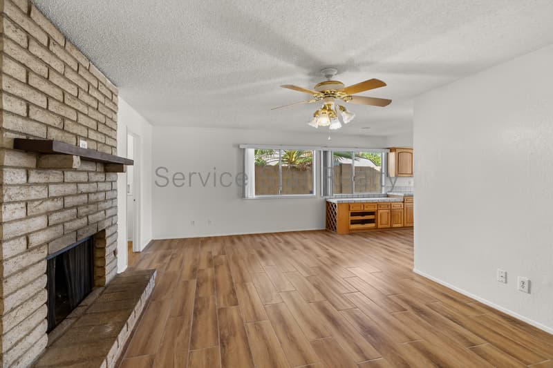 Phoenix House: 4123 W Hearn Rd