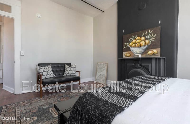 Louisville Condo: 914 East Muhammad Ali Boulevard - 2F