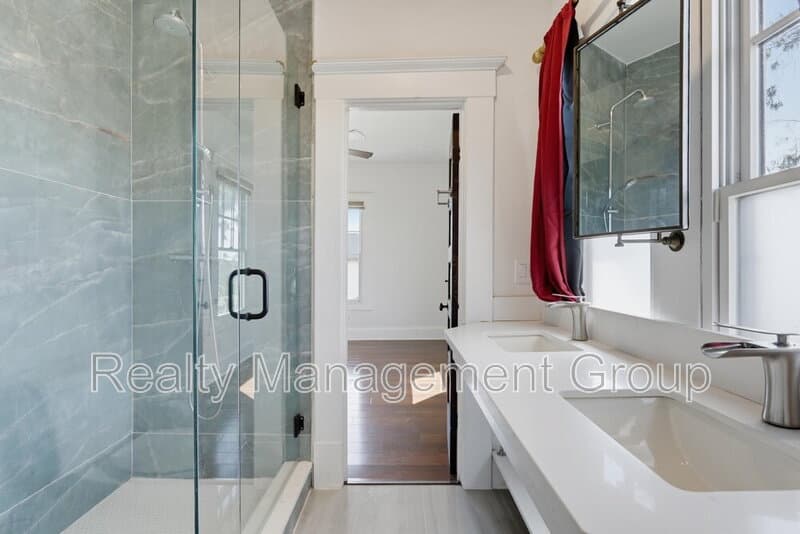 San Diego House: 4469 Cleveland Avenue