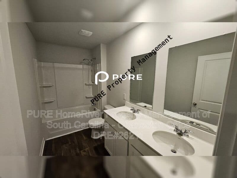 Summerville House: 108 Sweet Cherry Ln