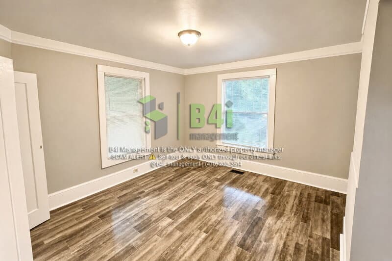 Rome House: 302 Kingston Avenue Northeast