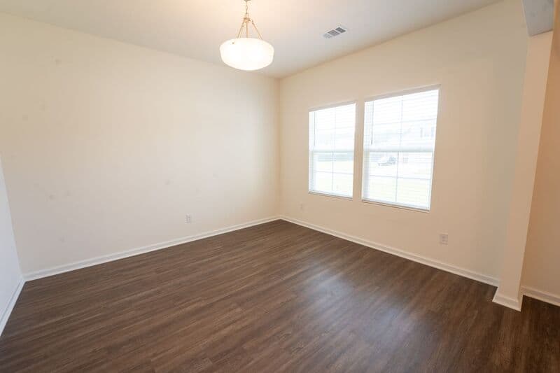 Richmond Hill House: 66 Rimmon Ct