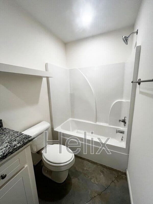 Pearl House: 246 Skylane Dr.