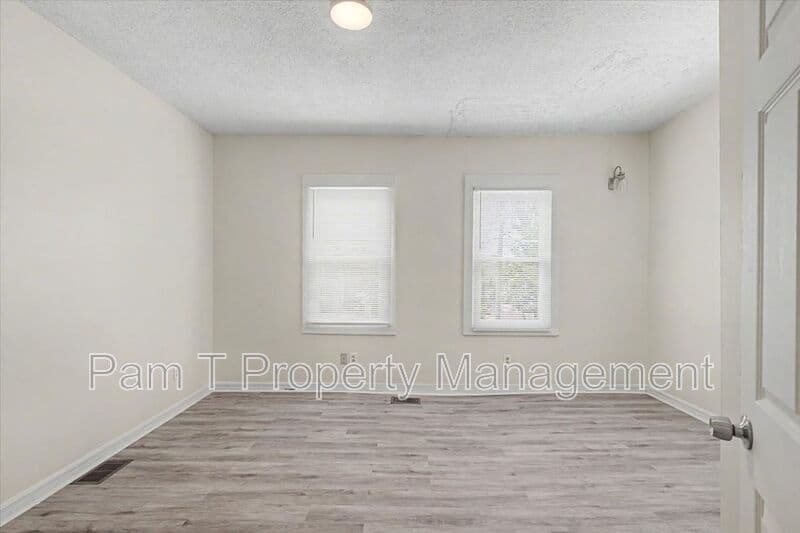 Savannah Townhome: 814 Ott St