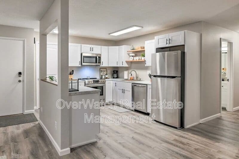 Anchorage Condo: 5125 Rhyner Court