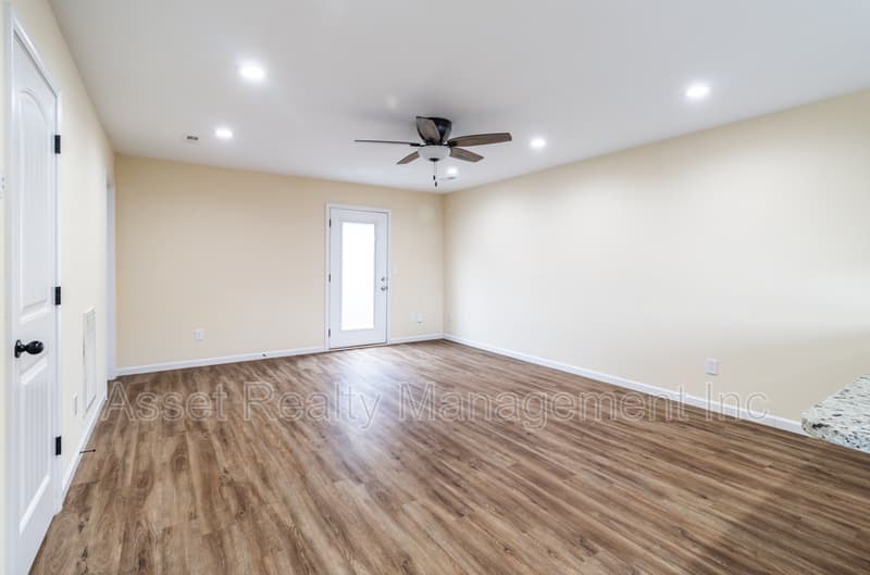 Louisville Condo: 916 Warrior Hill Drive - 1