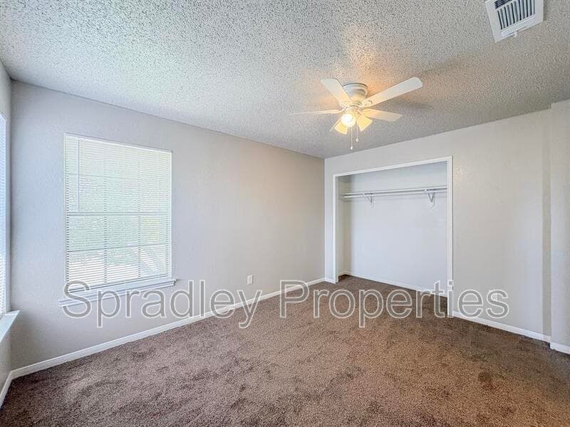 Temple House: 4801 Stone Ridge Dr