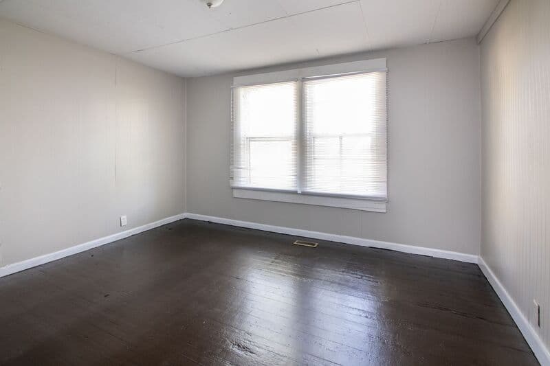 Birmingham House: 4029 44th Avenue North
