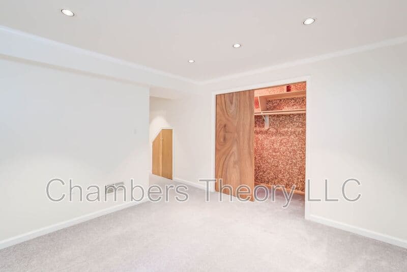Arlington Condo: 2412 S. Walter Reed Dr