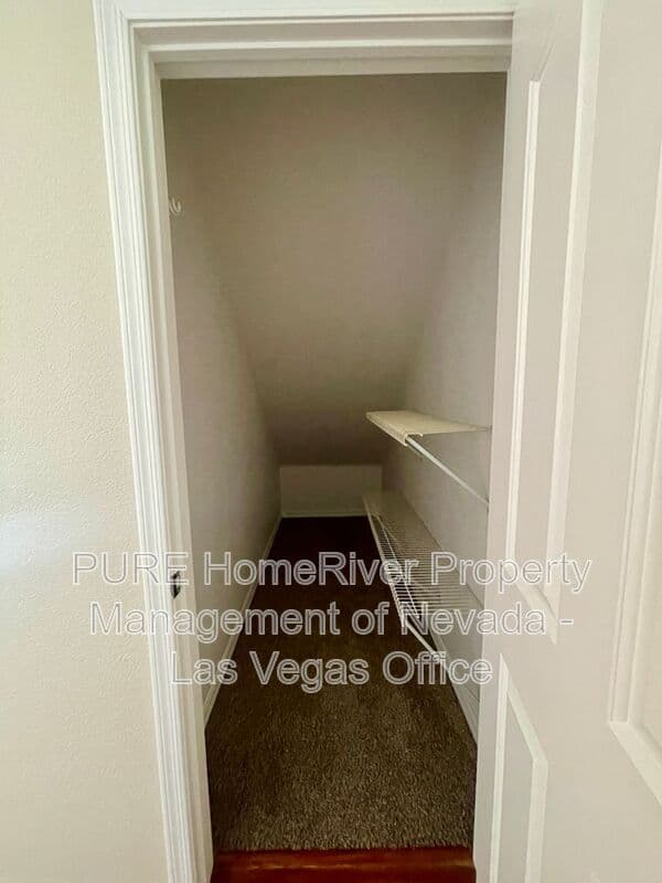 Las Vegas House: 4748 Hamburg St.