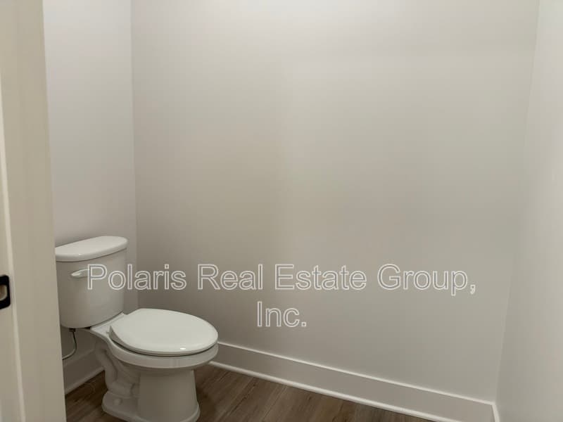 Carmel Condo: 925 Veterans Way