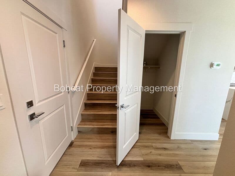 Carson City House: 1383 Vine Gate Rd