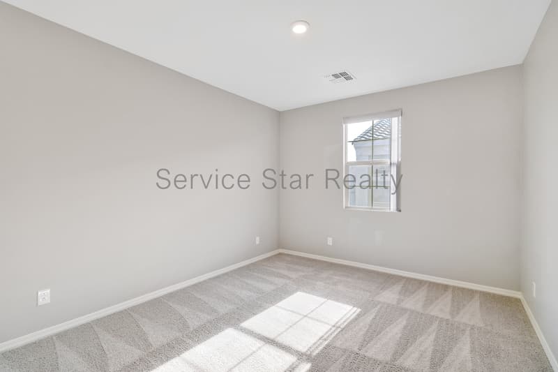 Phoenix House: 17214 N 9th Pl