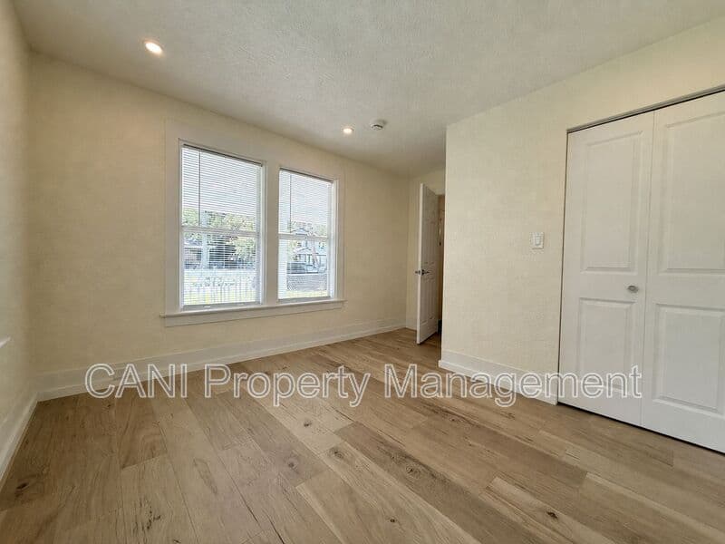 Daytona Beach House: 140 Kingston Ave